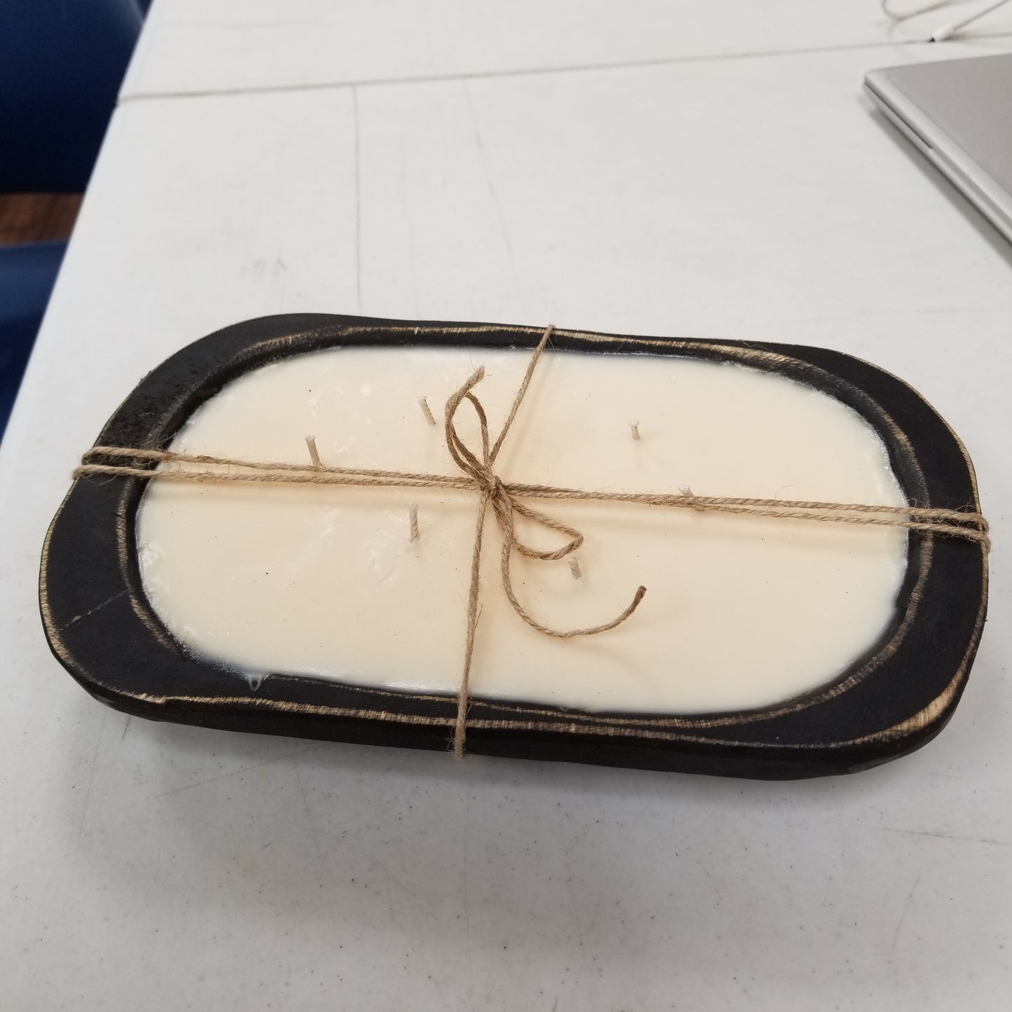 MEDIUM BLACK DOUGH BOWL CANDLE