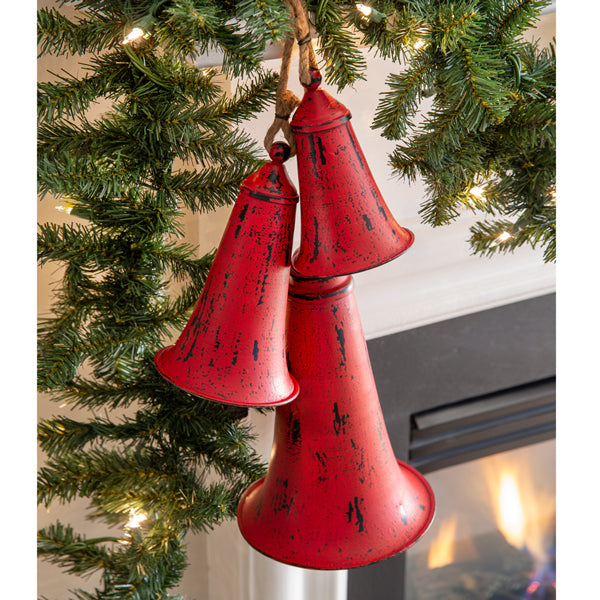 RED METAL BELLS (set of 3)