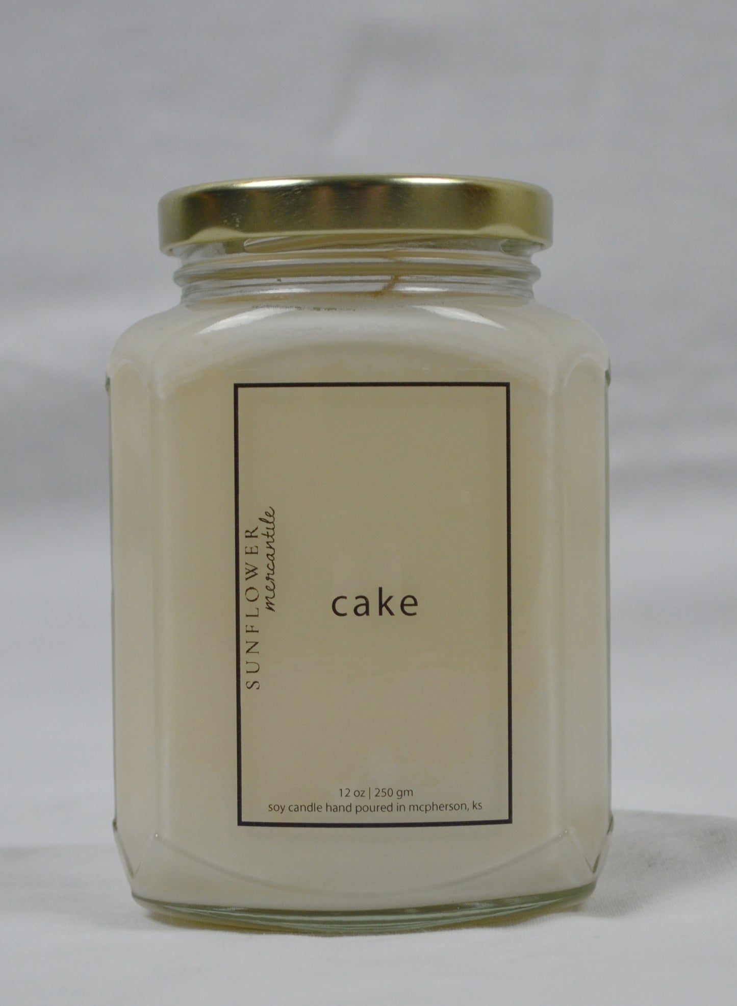 CAKE CANDLE 12OZ