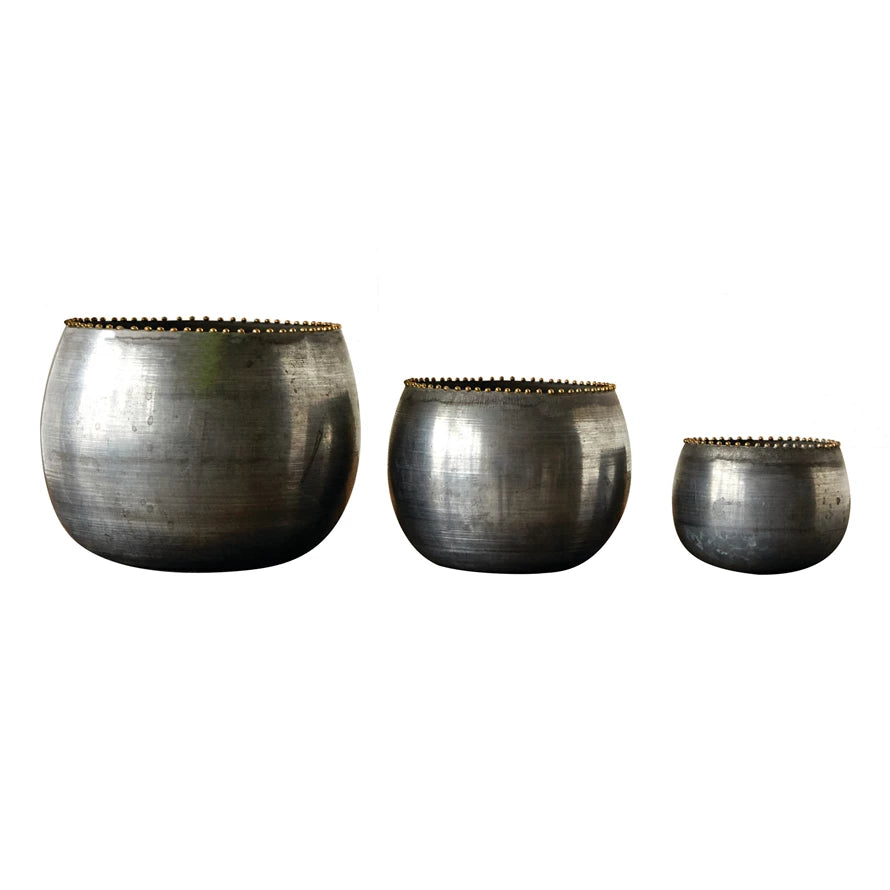 SET OF 3 METAL PLANTERS